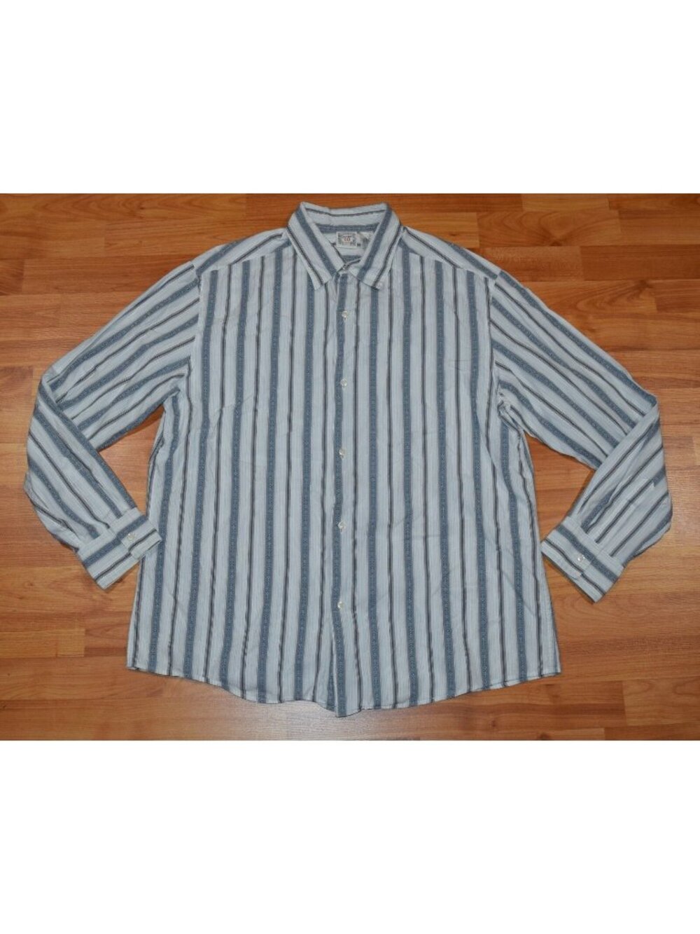 Stamp 10 Men's sz XL Button-Front Shirt